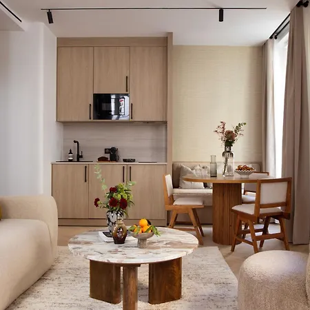 Spacious -2br-6p- Le Marais Parigi
